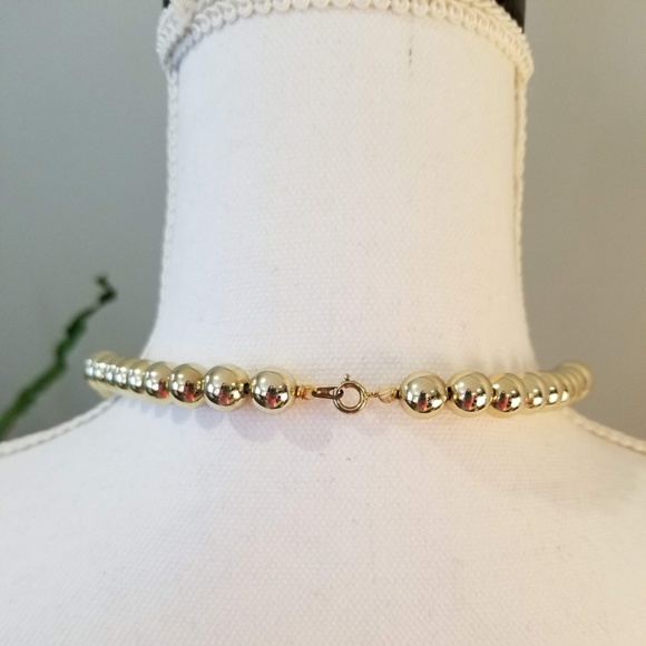 Gold-Colored Large Bead Necklace - Picture 3 of 3